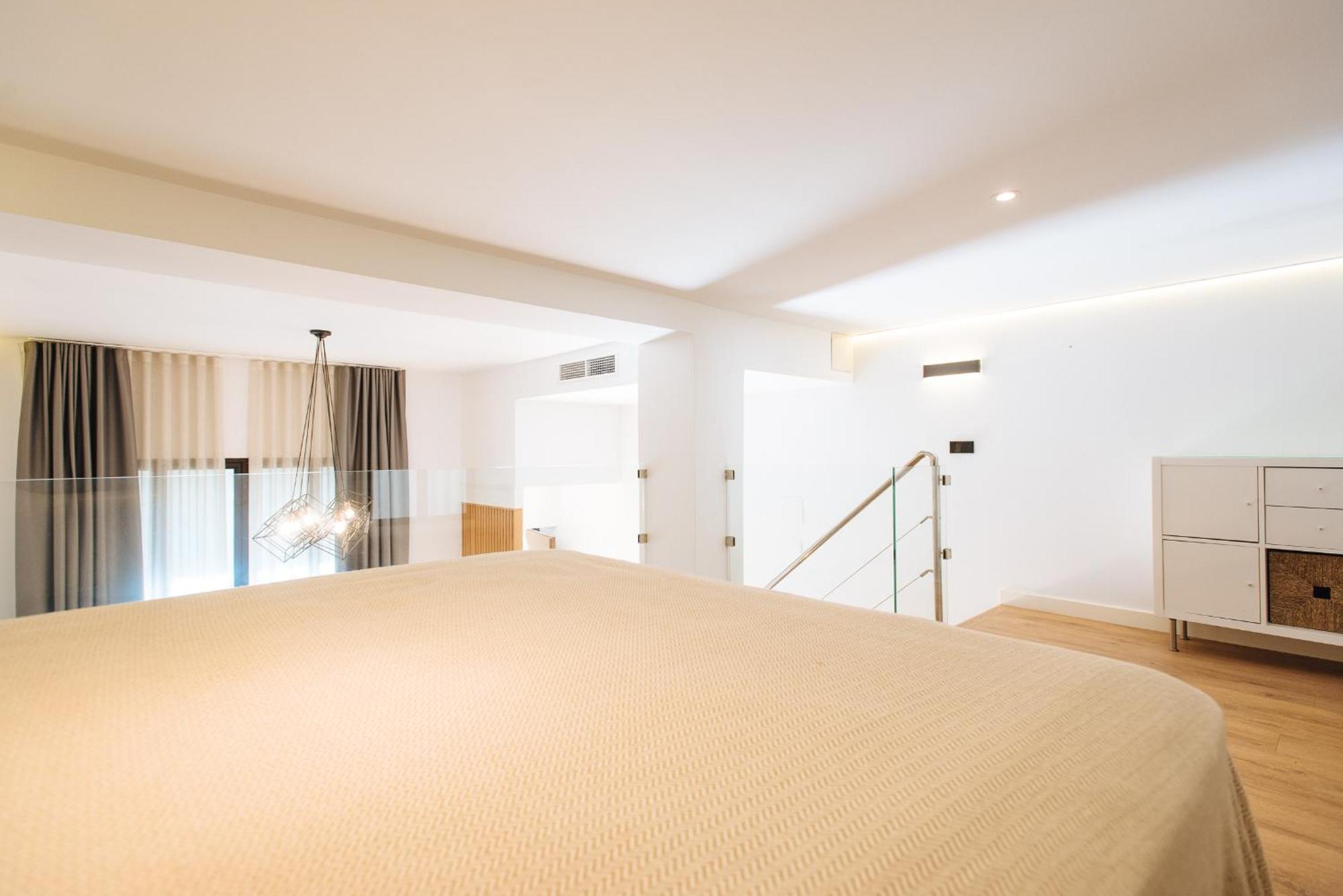 Loft Patricia Nervion Lägenhet Sevilla Exteriör bild