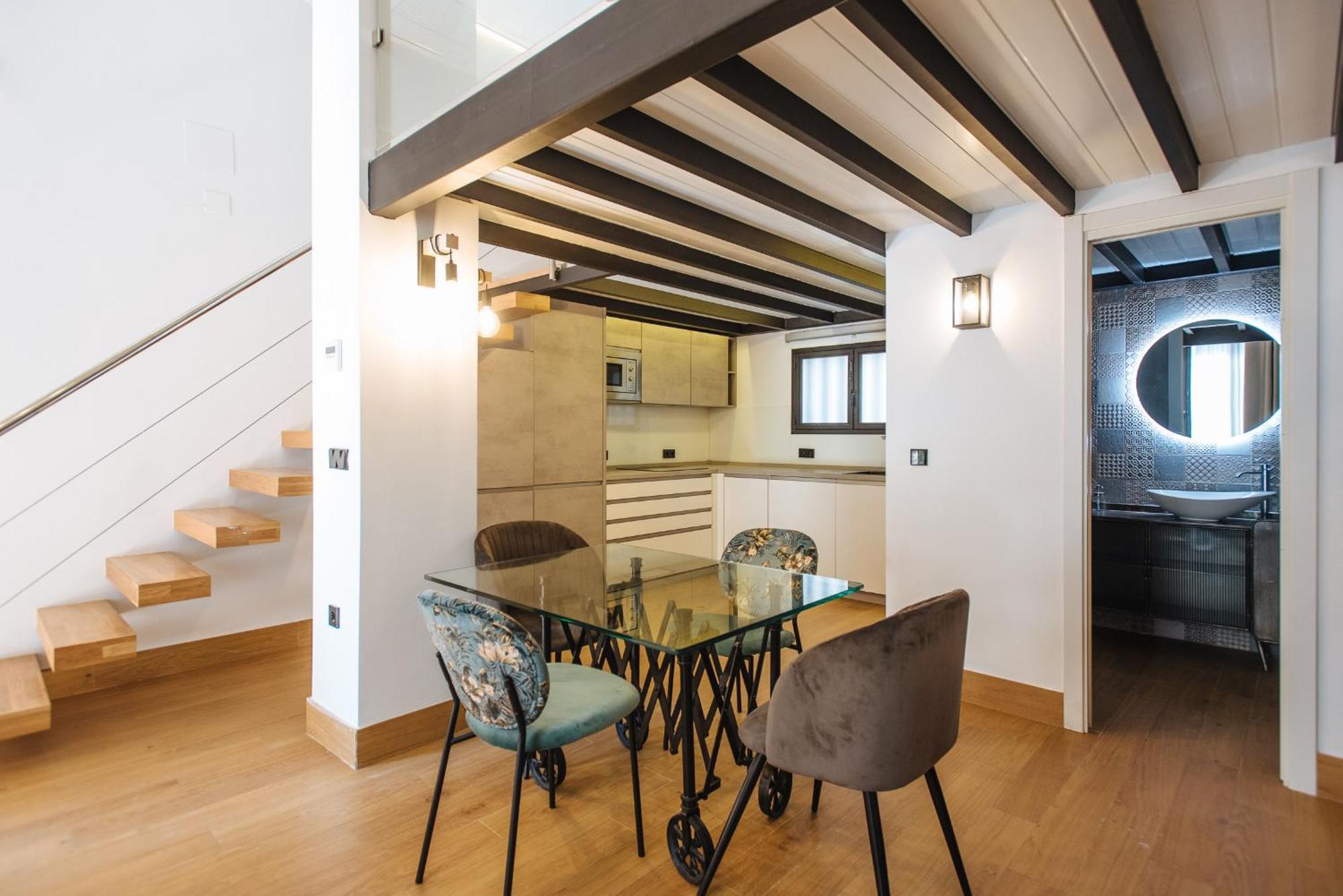 Loft Patricia Nervion Lägenhet Sevilla Exteriör bild