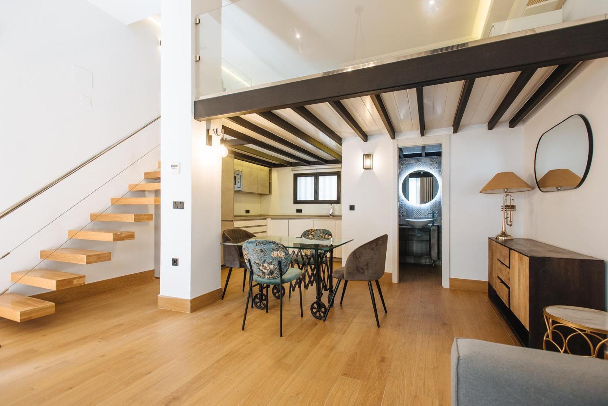 Loft Patricia Nervion Lägenhet Sevilla Exteriör bild